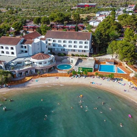 Hotel Miran Pirovac Dış mekan fotoğraf